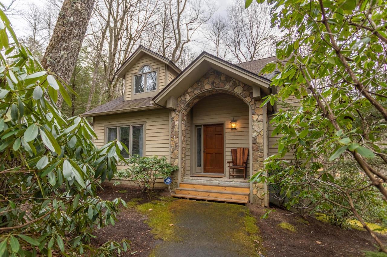 Crooked Creek Inn At Yonahlossee Blowing Rock Exterior photo